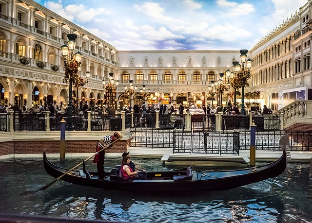 Take A Trip To Italy At the Venetian Casino